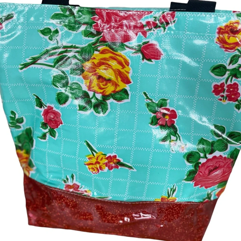 Rosegal Aqua Oilcloth Tote Bag with Cosmetic Bag NWOT
